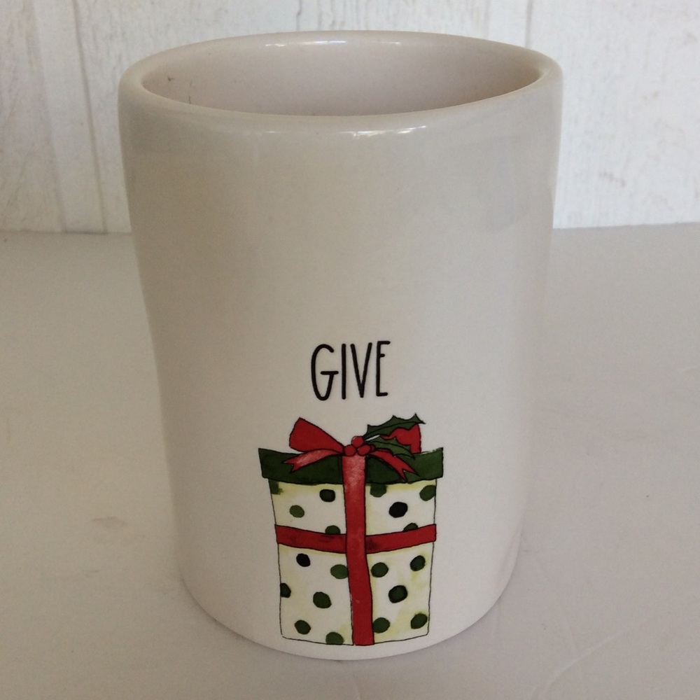 RAE DUNN VANILLA BRÛLÉE CANDLE NWT